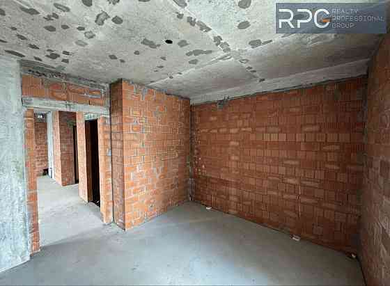 Продаж 2к квартири ЖК Славутич 2.0  89 кв.м Вул Зарічна зданий будинок Киев