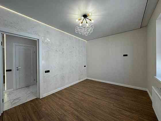 Однокімнатна квартира з просторою кухнею та сучасним ремонтом 45кв.м Івано-Франківськ