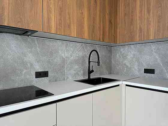 Однокімнатна квартира з просторою кухнею та сучасним ремонтом 45кв.м Івано-Франківськ