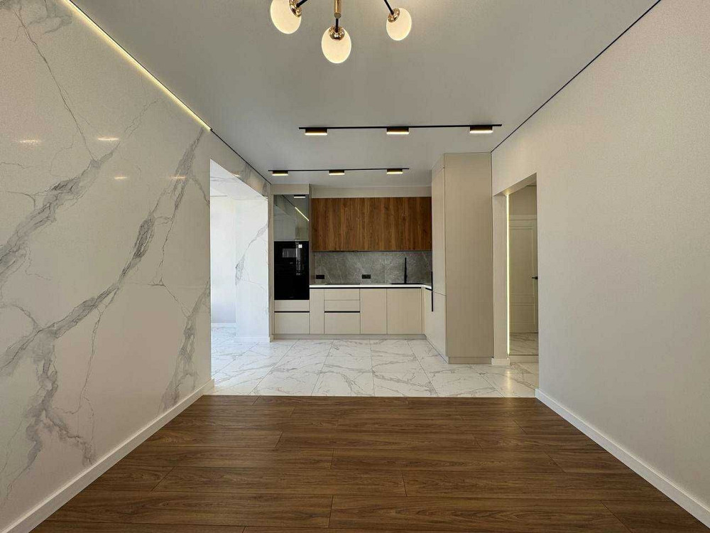 Однокімнатна квартира з просторою кухнею та сучасним ремонтом 45кв.м Івано-Франківськ - зображення 4