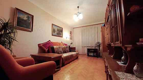 Простора 1к. з ремонтом Лук'янівка, метро 15 хв пішки Київ