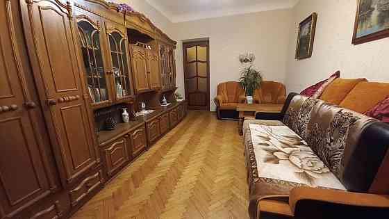 Простора 1к. з ремонтом Лук'янівка, метро 15 хв пішки Київ