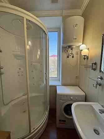 Сдам 2 комн.кв.центр ул.Гончаренко 14 Запорожье