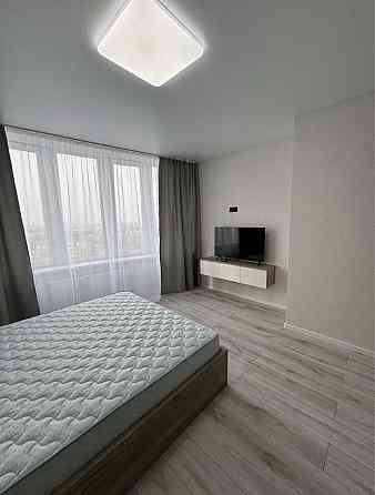 Оренда 2-х кімнатної квартири в центрі в новому будинку Черкаси