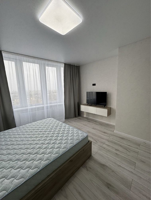 Оренда 2-х кімнатної квартири в центрі в новому будинку Черкаси - зображення 3