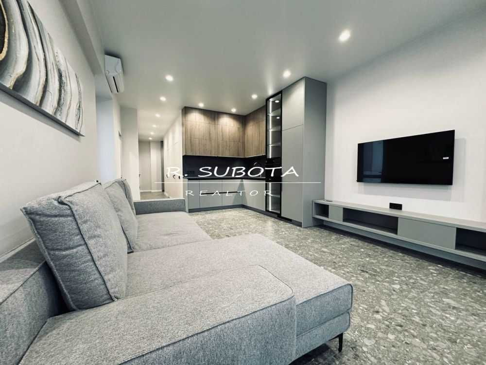 3.к. студия ЖК Рыбинский 90м2 Комфорт Сити пр. Гагарина Новострой Дніпро - зображення 1