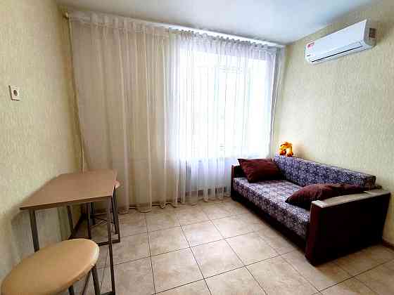 Аренда 1 комнатная студия,  Воробьёвы горы на Полях, Ботанический сад Харьков