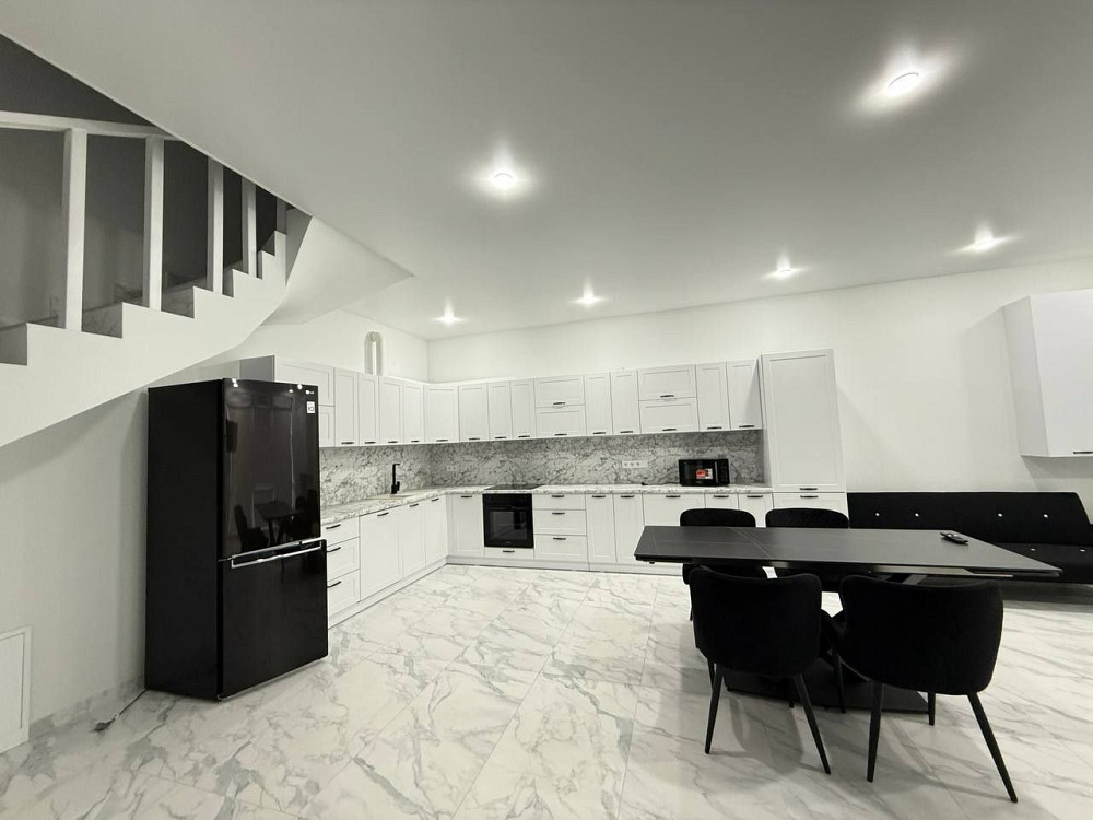 Здам Тонхаус Перша здача! Чернівці - зображення 2