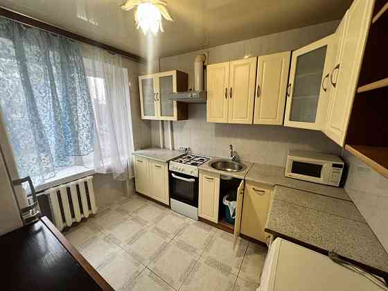 Без коммисии! Продам свою 1 ком. Алексеевская 11 Киев