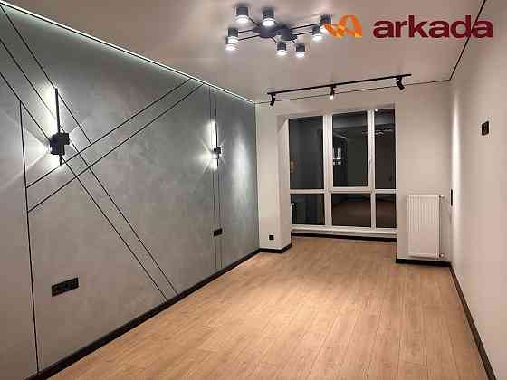 Однокімнатна квартира з ремонтом, Центр, Княгинин Івано-Франківськ