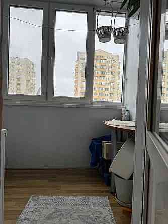 3х кімнатна квартира з гарним ремонтом та ізольованими кімнатами Киев