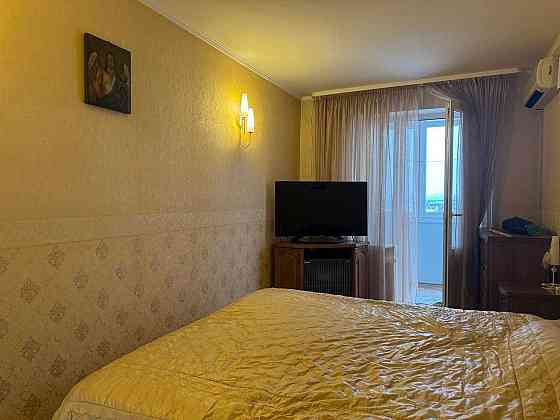 3х кімнатна квартира з гарним ремонтом та ізольованими кімнатами Киев