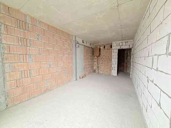 Продаж просторої однокімнатної квартири, у заселеному будинку Львов