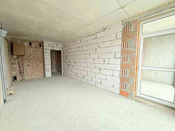 Продаж просторої однокімнатної квартири, у заселеному будинку Львов