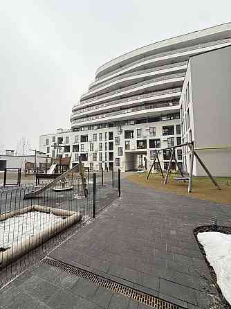 Продаж просторої однокімнатної квартири, у заселеному будинку Львов