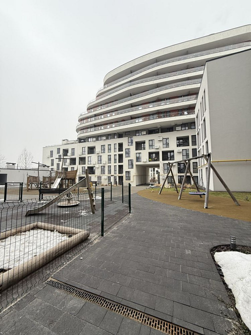 Продаж просторої однокімнатної квартири, у заселеному будинку Львів - зображення 1