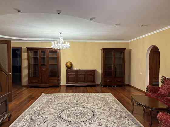 Простора трикімнатна квартира в центрі Хмельницького від власника Хмельницький