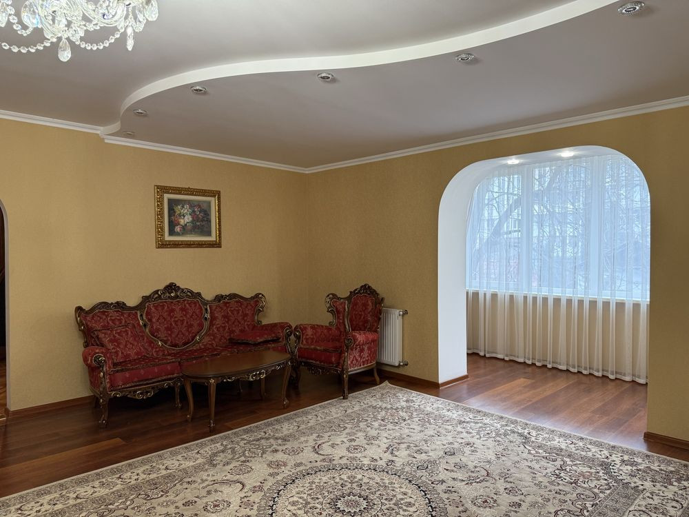 Простора трикімнатна квартира в центрі Хмельницького від власника Хмельницький - зображення 2