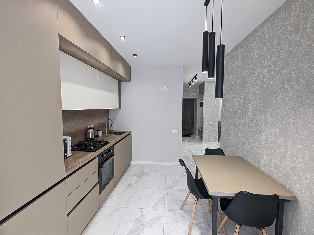 Квартира з свіжим ремонтом в центрі міста Ивано-Франковск - изображение 7