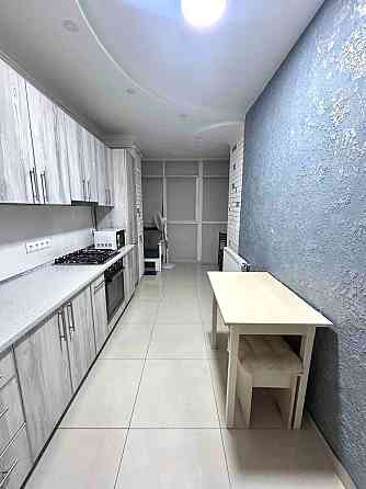 Оренда 1-кімнатної новобудови на Рівненській Чернівці