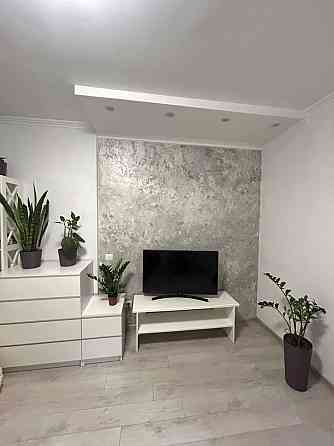 Оренда 1-кімнатної новобудови на Рівненській Чернівці