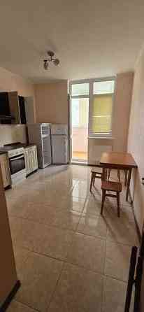 ЖК" Паркові Озера". Здам 1 кімнатну квартиру. Киев