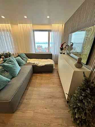 Продам видовую 2к студию возле парка Шевченко, ул. Вернадского! Дніпро