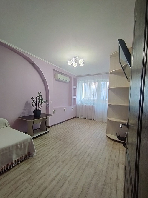 Продам 3-х кімнатну квартиру вул.Пантелеймона  Куліша17. м.Лівобережна Киев - изображение 4