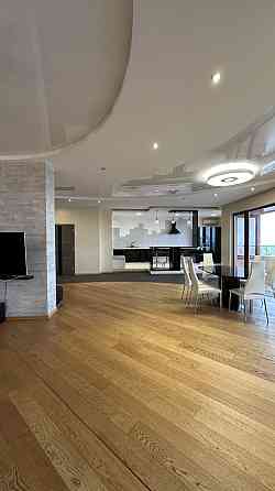 Просторная квартира с террасой в ЖК Ланжерон Одеса