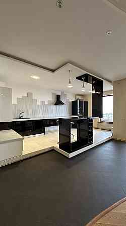 Просторная квартира с террасой в ЖК Ланжерон Одеса