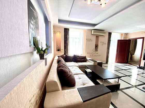 Продам 3-кімнатну квартиру Яворницького ЦУМ Пассаж Центр Дніпро Дніпро