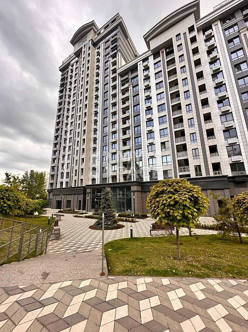 Новопечерський квартал,поруч Greenville,Бульвар Фонтанів,Трініті Киев - изображение 3