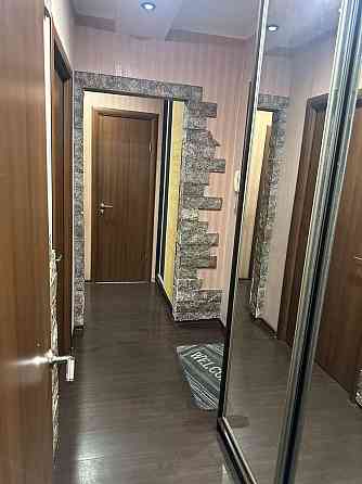 2к з ремонтом, середній поверх, мінімальне переоформлення! Хмельницький