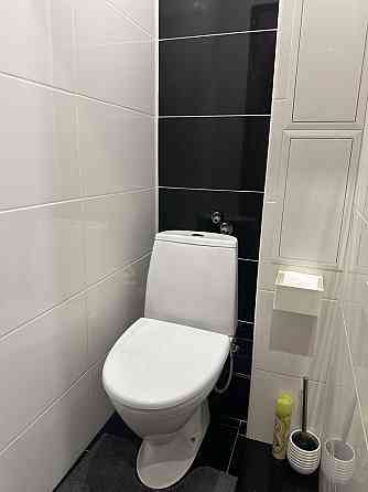 2к з ремонтом, середній поверх, мінімальне переоформлення! Хмельницький