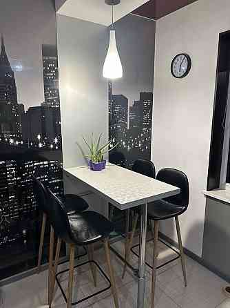 2к з ремонтом, середній поверх, мінімальне переоформлення! Хмельницький