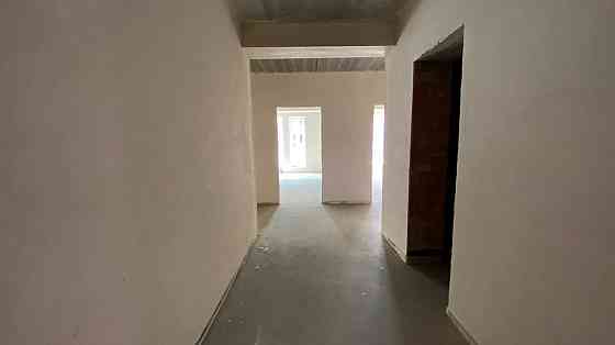 Велика 3к в ЗДАНОМУ будинку з МІНІМАЛЬНИМ оформлення Ирпень