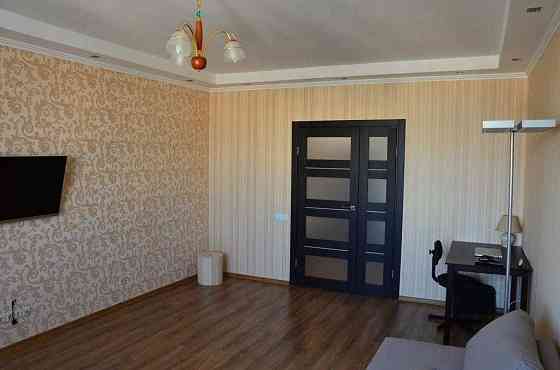 Однокомнатная квартира на Оболони (ул. Иорданская) Киев