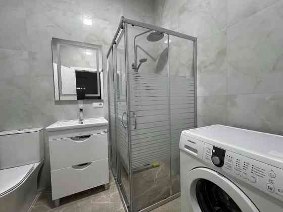 Оренда 1-к квартири з видом на озеро Ровно