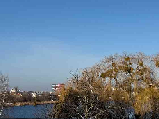 Оренда 1-к квартири з видом на озеро Ровно