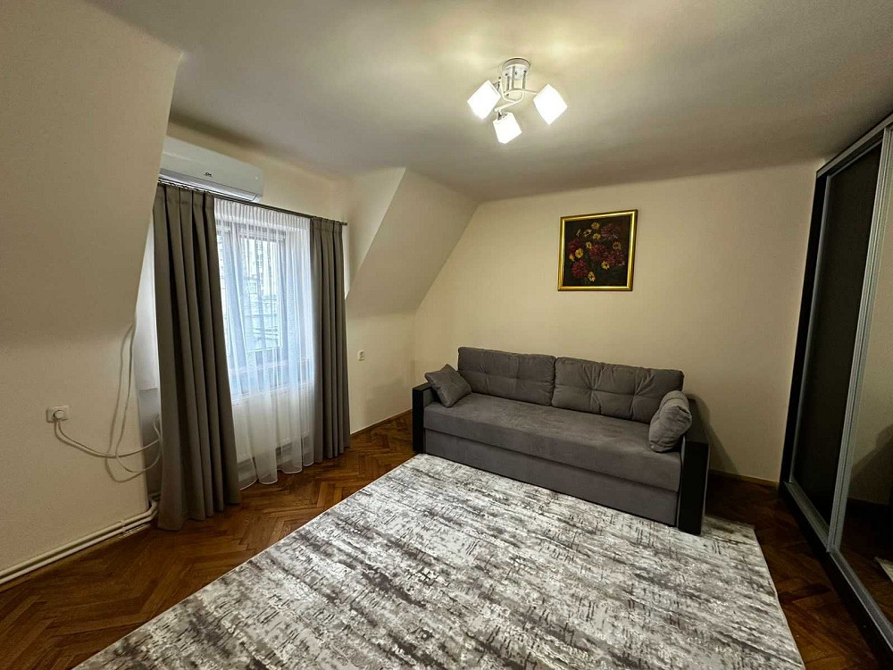 Оренда 3кімн.квартири в центрі на пл. Петрушевича Львов - изображение 3