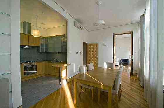 Аренда 3К, 100 м2, ст.м. Золотые Ворота Киев