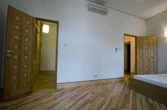 Аренда 3К, 100 м2, ст.м. Золотые Ворота Киев