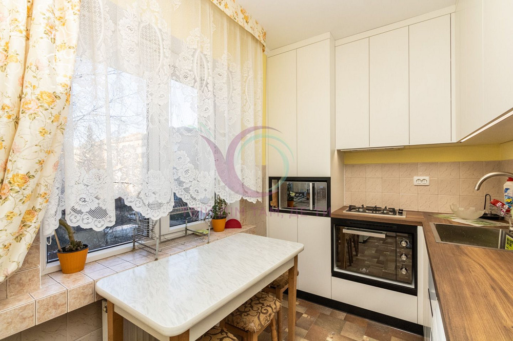 Затишна 1-к квартира за вул. Хоткевича Ивано-Франковск - изображение 3