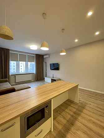 Оренда 2-к студіо Лесі Українки 7Б м. Печерська, Палац Спорту 7 хв! Киев