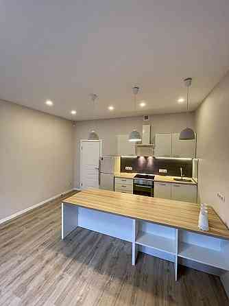 Оренда 2-к студіо Лесі Українки 7Б м. Печерська, Палац Спорту 7 хв! Киев