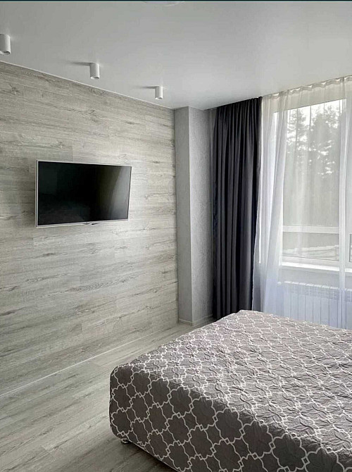 Продам однокімнатну квартиру в найрозвиненішому районі міста!Люкс ціна Ірпінь - зображення 2