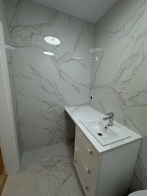 1 км квартира , гарна ціна Івано-Франківськ - зображення 8