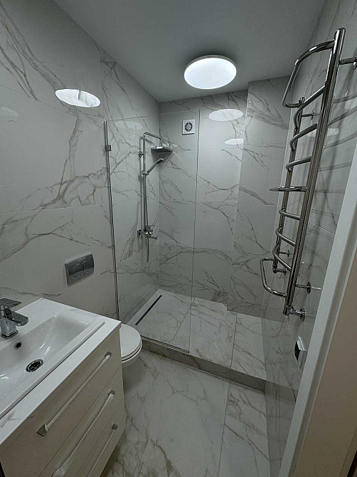 1 км квартира , гарна ціна Івано-Франківськ - зображення 2