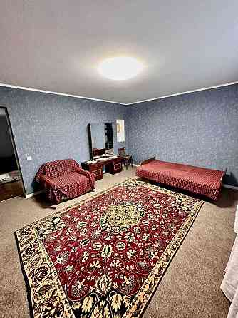 Вул. Тиха 7. Метро Звіринецька 15 хв пішки Киев