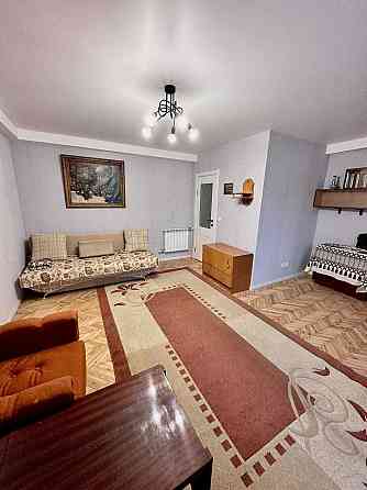 Вул. Тиха 7. Метро Звіринецька 15 хв пішки Киев